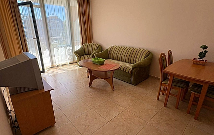 ID 16334 Zweizimmerwohnung in Trakia Plaza Foto 2