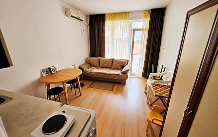 ID 13819 Studio-Apartment in Sunny Day 6 Foto 9
