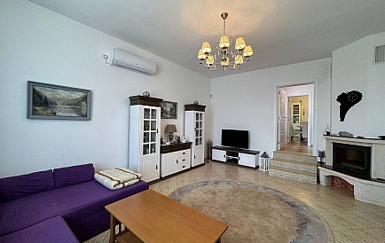 ID 14244 Zweistöckiges Haus in Kosharitsa Foto 10