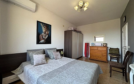 ID 14244 Zweistöckiges Haus in Kosharitsa Foto 4