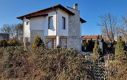 ID 13468 Haus im Dorf Bata Foto 8