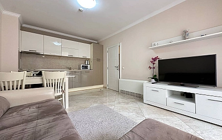 ID 14661 Zweizimmerwohnung in Villa Florence Foto 8