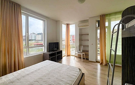 ID 15344 Квартира в Приморско Foto 3