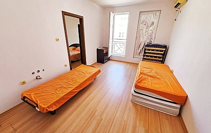 ID 13596 Zweizimmerwohnung in Sunny Day 6 Foto 2