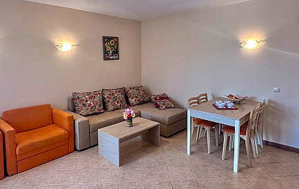 ID 15986 Zweizimmerwohnung in Royal Sun Foto 1 