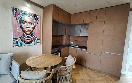 ID 16552 Zweizimmer-Penthouse-Wohnung in Sunny View Central Foto 8
