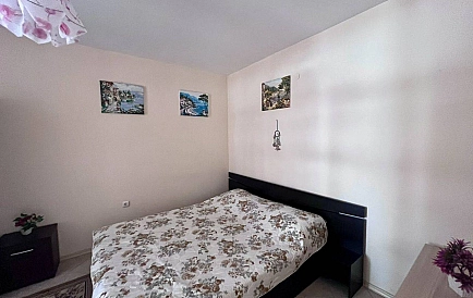 ID 16114 Dreizimmer-Wohnung in Kamelia Garden Foto 3