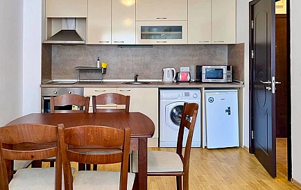 ID 13501 Zweizimmerwohnung in Villa Astoria 2 Foto 9