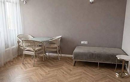 ID 15370 Dreizimmerwohnung in Romance Paris Foto 3