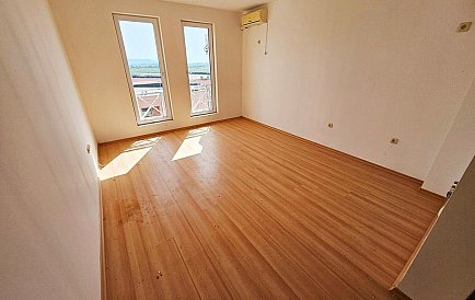 ID 11438 Studio-Apartment in Sunny Day 6 Foto 1 