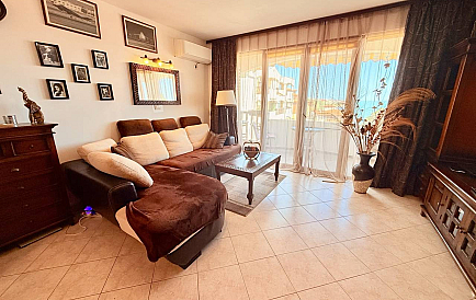 ID 16376 Dreizimmerwohnung in Sun Coast Resort Foto 1 