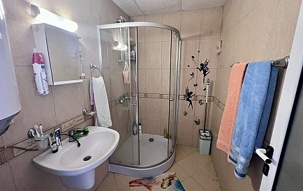 ID 16114 Dreizimmer-Wohnung in Kamelia Garden Foto 4