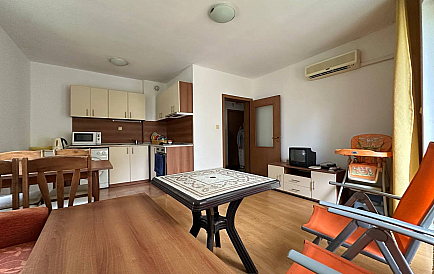 ID 16273 Zweizimmerwohnung in Yasen Foto 1 