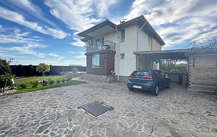 ID 14937 Zweistöckiges Haus in Kamenar Foto 8