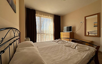 ID 14819 Zweizimmerwohnung in Seasons 3 Foto 8