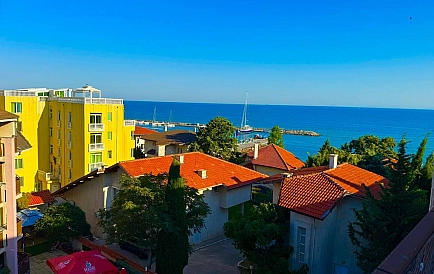 ID 14914 Penthouse mit einem Schlafzimmer in Porto Paradiso Foto 10