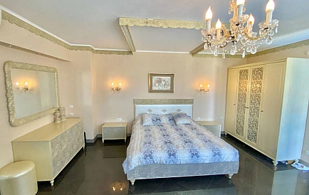 ID 14853 Fünfzimmerwohnung in Esteban Foto 8