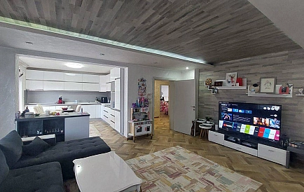 ID 14161 Haus in Galabets Foto 2