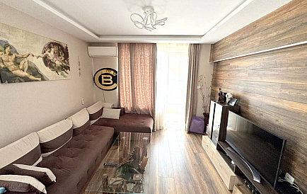 ID 15508 Палм Корт Foto 1 