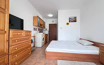 ID 14232 Studio-Apartment in Sunny Day 3 Foto 1 