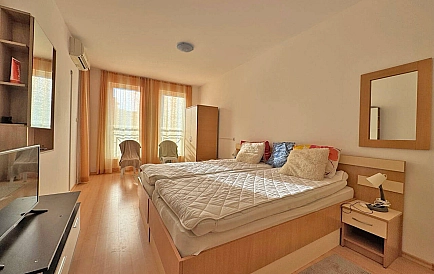 ID 14987 Zweizimmerwohnung in Sunny Day 6 Foto 3