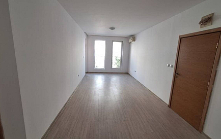 ID 13967 Zweizimmerwohnung in Sunny Day 6 Foto 1 
