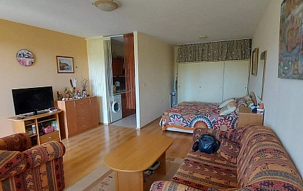 ID 15815 Studio-Apartment in der Galerie Foto 2
