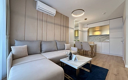 ID 15130 Premium-Komplex am Sonnenstrand Foto 2