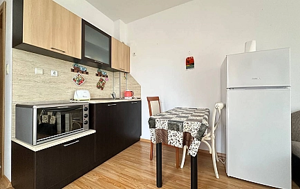 ID 15478 Studio-Apartment in Sunny Day 6 Foto 8