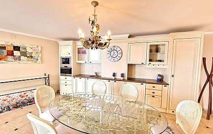 ID 14121 Dreizimmerwohnung im Grand Hotel Sveti Vlas Foto 1 