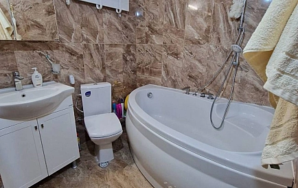 ID 15004 Drei-Zimmer-Wohnung in Oasis Foto 4