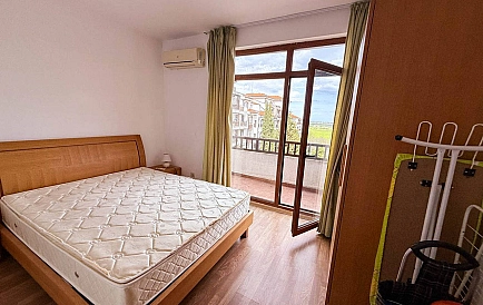 ID 15789 Dreizimmerwohnung in Vinyards Foto 4
