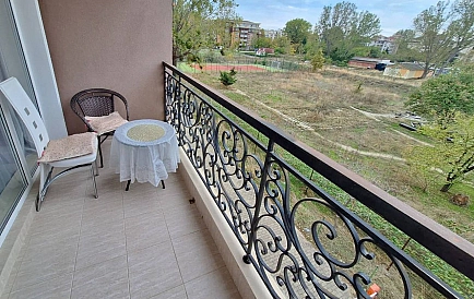 ID 15821 Zweizimmerwohnung in Izida Palace Foto 4