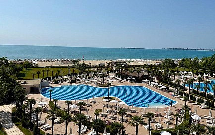 ID 16352 Zweizimmerwohnung in Majestic Beach Resort Foto 1 