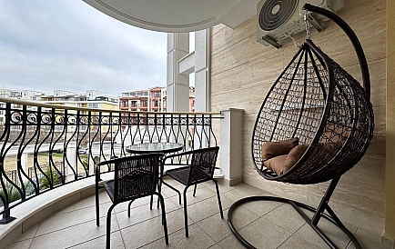 ID 15130 Premium-Komplex am Sonnenstrand Foto 5