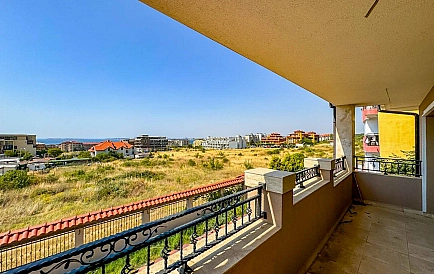 ID 13194 Haus mit eigenem Pool in Sveti Vlas Foto 7