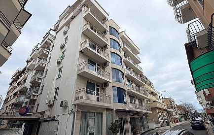 ID 15270 Drei-Zimmer-Wohnung in Alexandrov Residence Foto 6