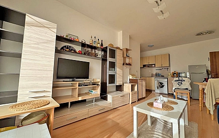 ID 14987 Zweizimmerwohnung in Sunny Day 6 Foto 8