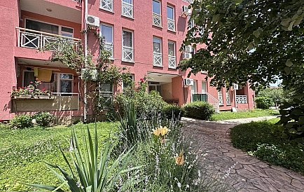 ID 15734 Studio-Apartment in Sunny Day 6 Foto 8