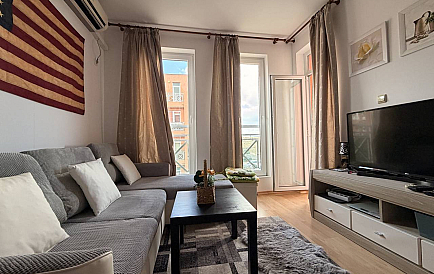 ID 16375 Zweizimmerwohnung in Sunny Day 6 Foto 1 