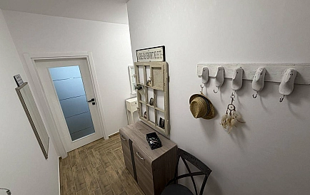 ID 15728 Zweizimmerwohnung in Vineyards Panorama Foto 8