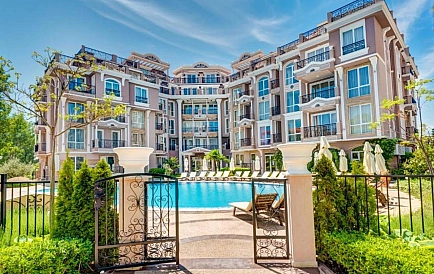 ID 15473 Dreizimmerwohnung in Izida Palace Foto 8