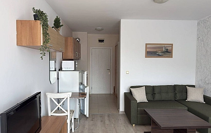 ID 15820 Studio-Apartment in San Gate Foto 2