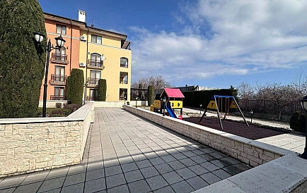 ID 13826 Großes Studio in Gallery Foto 8