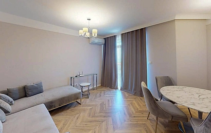 ID 15783 Dreizimmerwohnung in Romance Paris Foto 2