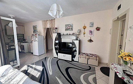 ID 16114 Dreizimmer-Wohnung in Kamelia Garden Foto 7