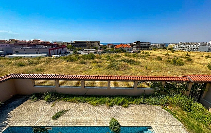 ID 13194 Haus mit eigenem Pool in Sveti Vlas Foto 9