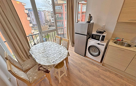 ID 15399 Zweizimmerwohnung in Sunny View Central Foto 2