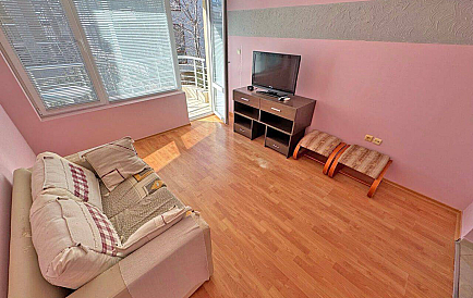 ID 13840 Studio-Apartment in Nev Foto 1 