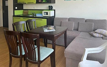 ID 15985 Dreizimmerwohnung in Jalta Foto 2